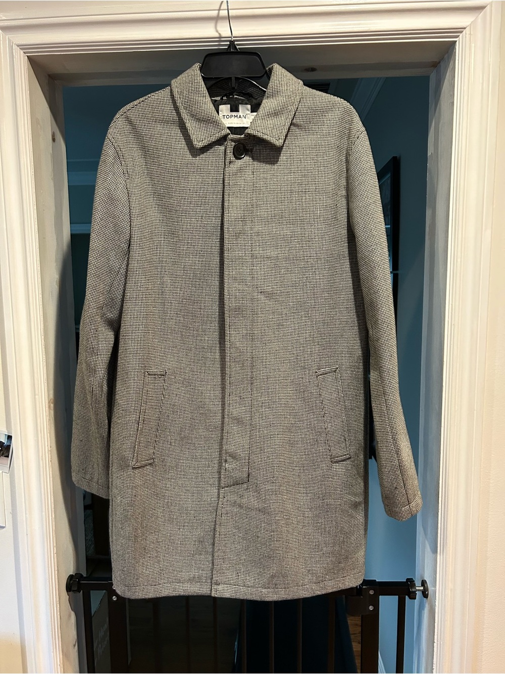 Topman Light Gray Textured Trench Coat 
mid-length